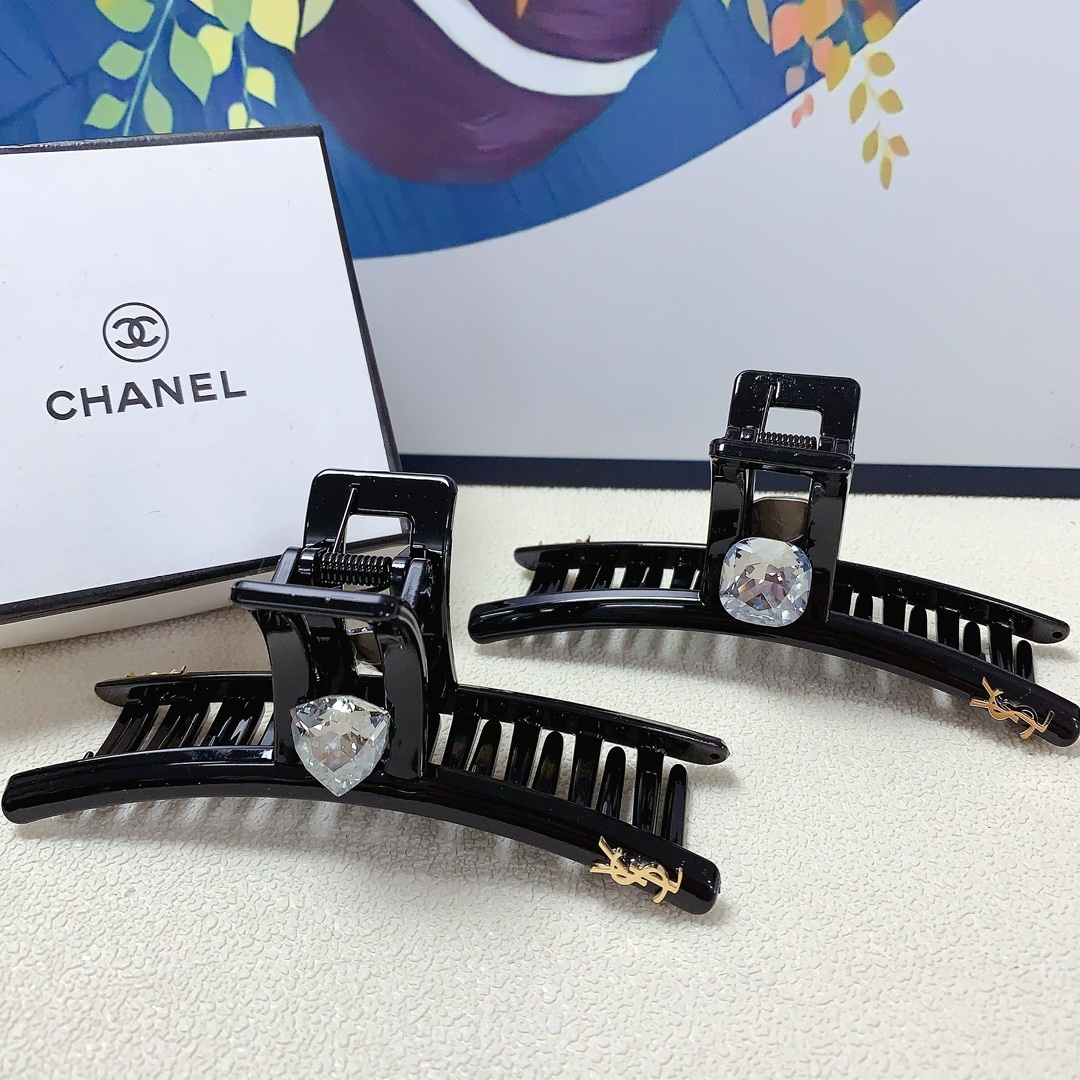 NO:278087,YSL Saint Laurent YSL hairpins Poplar Czech diamond titanium steel logo clips, versatile temperament, daily exquisite items, must-have items for fairies, treasure style, recommended style for closed eyes (single hairband box), hairpins, saint laurent, saint laurent, hairpins19860909YSL圣罗兰 YSL发夹 杨树林捷克钻钛钢logo抓夹 气质百搭 日常精致小单品 小仙女必入单品 宝藏款 闭眼入推荐款（单个配发箍盒）,发夹,saint laurent,saint laurent,hairpins,accessory