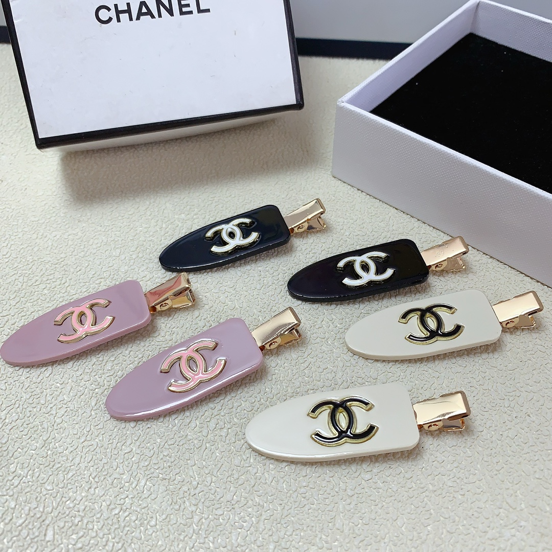 NO:278359,Chanel Xiaoxiang Chanel Hairpins Acrylic Drop Oil Logo Shovel Clip Clip Press Clip Temperature and versatile Little Fairy Must-in-One Treasure Style Recommended Styles (Pair of) Hair Accessories, Hairpins19860909chanel小香 chanel发夹 亚克力滴油logo铲子夹边夹压夹气质百搭小仙女必入单品 宝藏款 闭眼入推荐款（一对）发饰,发夹,chanel,hairpins,accessory