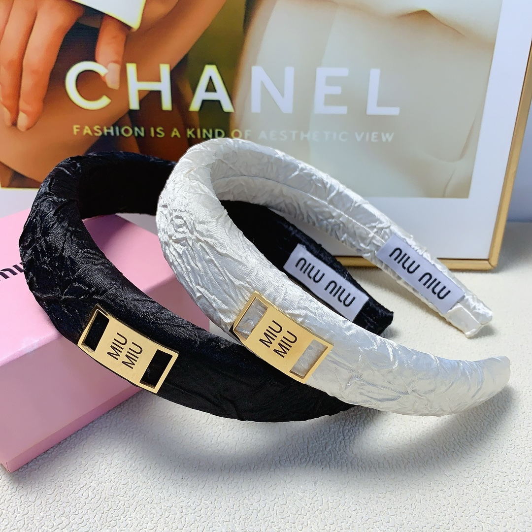 NO:278566,Miumiu Miumiu hairband titanium steel logo light luxury style hairband temperament versatile little fairy must-apply single product full of celebrity style ~ treasure style recommended style closed eyes (single hair accessories, hairpins, miumiu, hairpins19860909miumiu缪缪 miumiu发箍 钛钢logo轻奢风发箍气质百搭小仙女必入单品名媛风十足～宝藏款 闭眼入推荐款（单个发饰,发夹,miumiu,hairpins,accessory