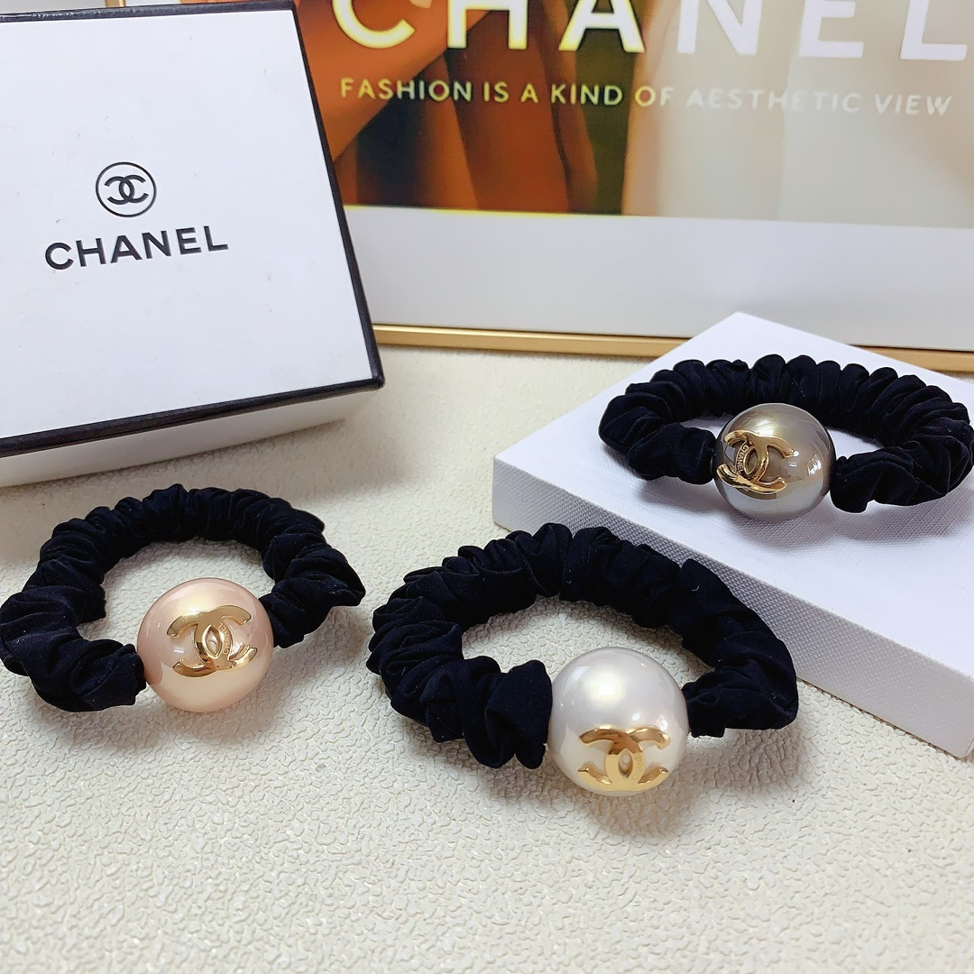 NO:278570,Chanel Xiaoxiang Chanel rubber band titanium steel pearl logo rubber band hair ring ~ Temperament versatile little fairy must-have item Treasure style Close eyes recommended (single) hair accessories, hairpins, chanel, hairpins19860909chanel小香 chanel皮筋 钛钢珍珠logo皮筋发圈 ～气质百搭小仙女必入单品 宝藏款 闭眼入推荐款（单个）发饰,发夹,chanel,hairpins,accessory
