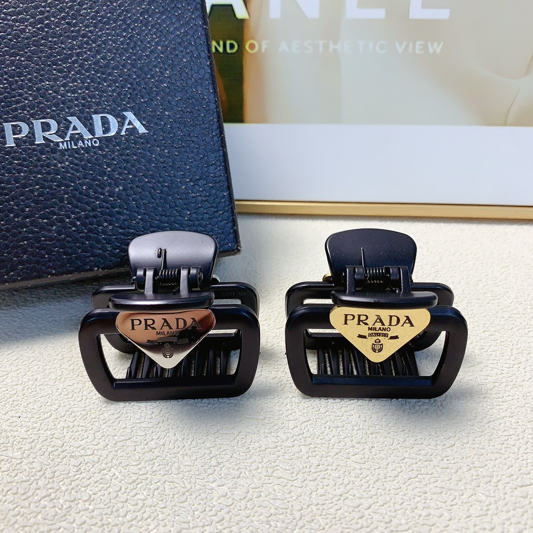 NO:279278,Prada Prada Prada clip titanium steel triangle △ logo clip temperament versatile daily exquisite small items must-in-one items for little fairies Treasure style closed eyes recommended (single) hair accessories, hairpins, prada, prada, hairpins19860909Prada普拉达 Prada抓夹 钛钢三角△logo抓夹气质百搭日常精致小单品小仙女必入单品 宝藏款 闭眼入推荐款（单个）发饰,发夹,prada,prada,hairpins,accessory