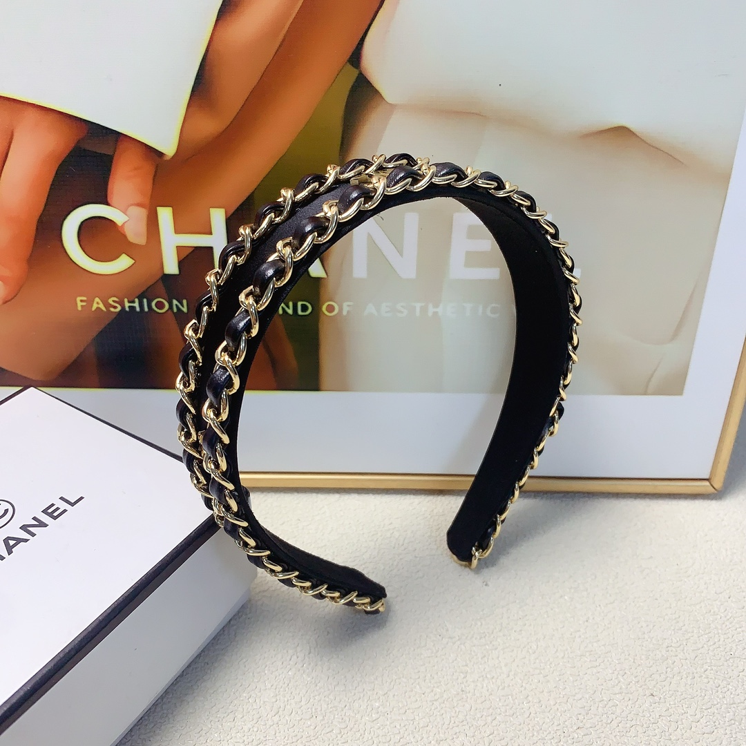 NO:280231,Chanel Xiaoxiang Chanel headband retro style chain titanium steel logo light luxury style hairband daily exquisite items versatile temperament must-apple item for fairy style full of celebrity style ~ treasure style recommended style closed eyes (single) hair accessories, hairpins, chanel, hairpins19860909chanel小香 chanel发箍 复古风链条钛钢logo轻奢风发箍 日常精致小单品 气质百搭小仙女必入单品 名媛风十足～宝藏款 闭眼入推荐款（单个）发饰,发夹,chanel,hairpins,accessory
