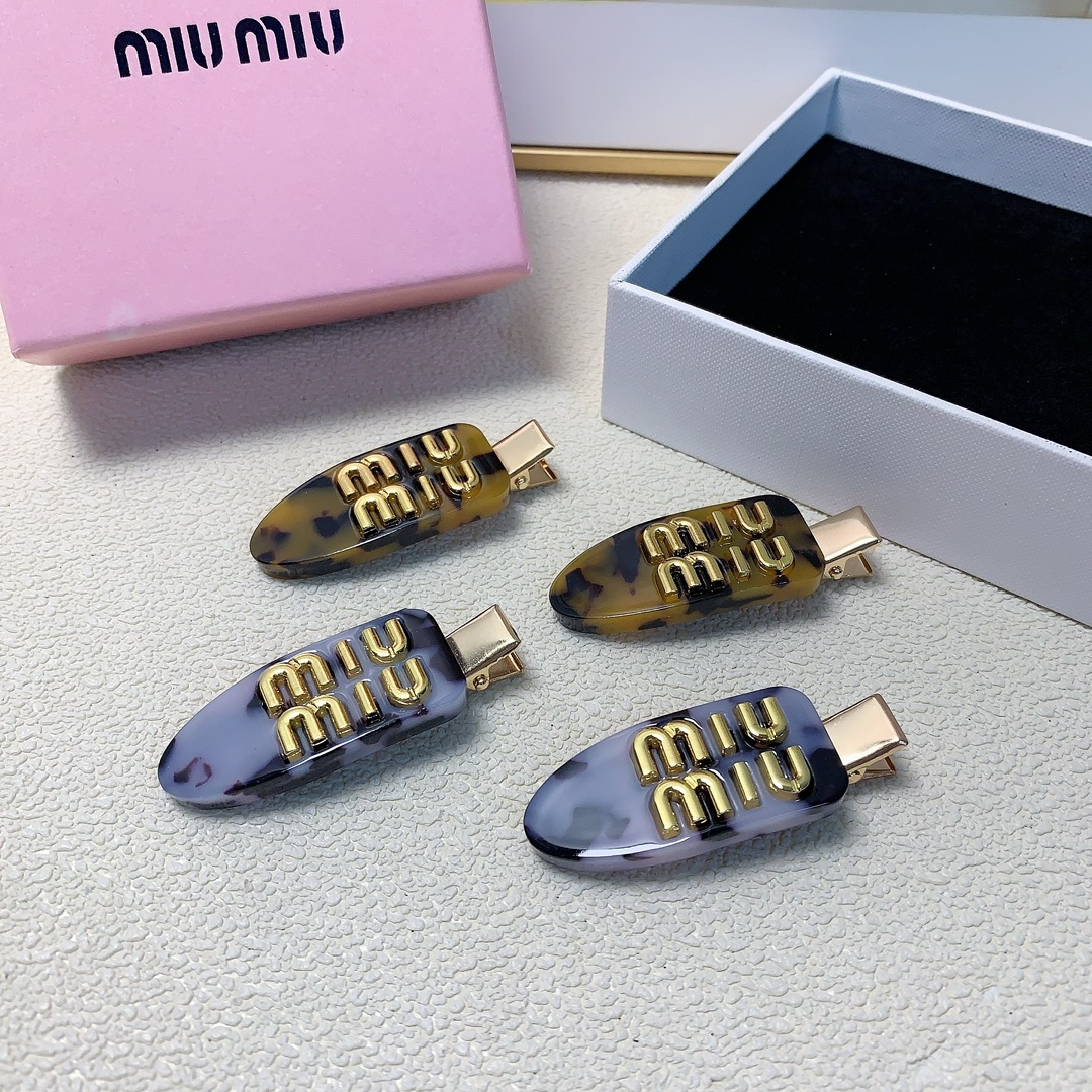 NO:280973,Miumiu Miumiu press clip acetate logo press clip edge clip bang clip daily exquisite small items, temperament versatile little fairy must-have items, treasure style, recommended style for closed eyes (one hair accessories, hairpins, miumiu, hairpins19860909miumiu缪缪 miumiu压夹 醋酸logo压夹边夹刘海夹日常精致小单品 气质百搭小仙女必入单品 宝藏款 闭眼入推荐款（一发饰,发夹,miumiu,hairpins,accessory