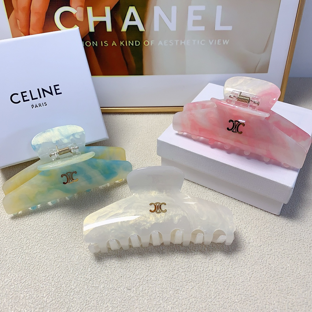 NO:281311,celine celine clip Arc de Triomphe titanium acetate logo clip versatile temperament, daily exquisite items, must-in-place items for fairies, treasure style, recommended style for closed eyes (single) hair accessories, hairpins, celine, celine, hairpins19860909celine赛琳 celine抓夹 凯旋门醋酸钛钢logo抓夹 气质百搭 日常精致小单品 小仙女必入单品 宝藏款 闭眼入推荐款（单个）发饰,发夹,celine,celine,hairpins,accessory