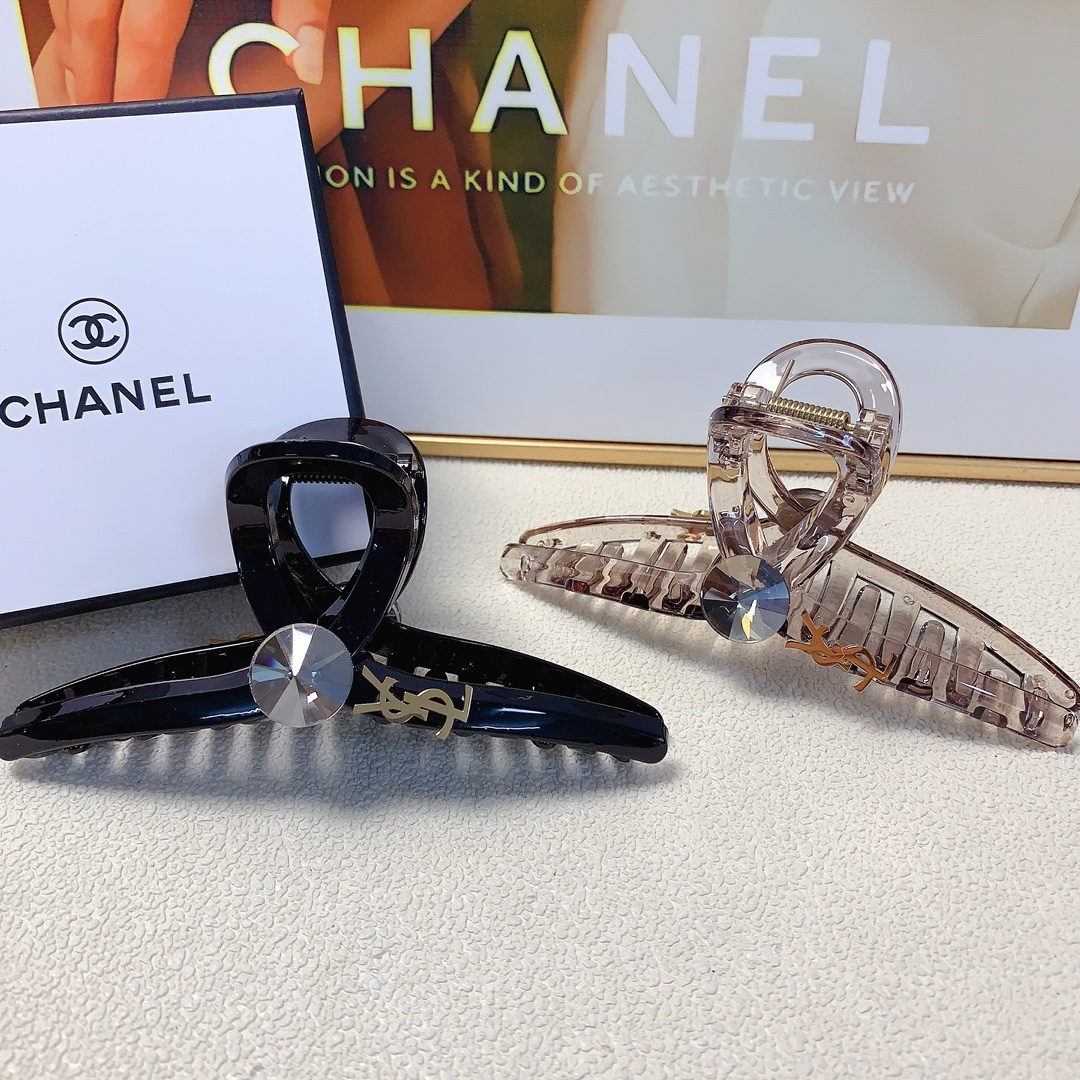 NO:281595,YSL Saint Laurent Poplar Scratch Clip New titanium steel logo clip temperament versatile daily exquisite small items must-have items for little fairies Treasure model Closed eyes recommended (single with hairband box) hair accessories, hairpins, saint laurent, saint laurent, hairpins19860909YSL圣罗兰 杨树林抓夹 新款钛钢logo抓夹气质百搭日常精致小单品小仙女必入单品 宝藏款 闭眼入推荐款（单个配发箍盒）发饰,发夹,saint laurent,saint laurent,hairpins,accessory