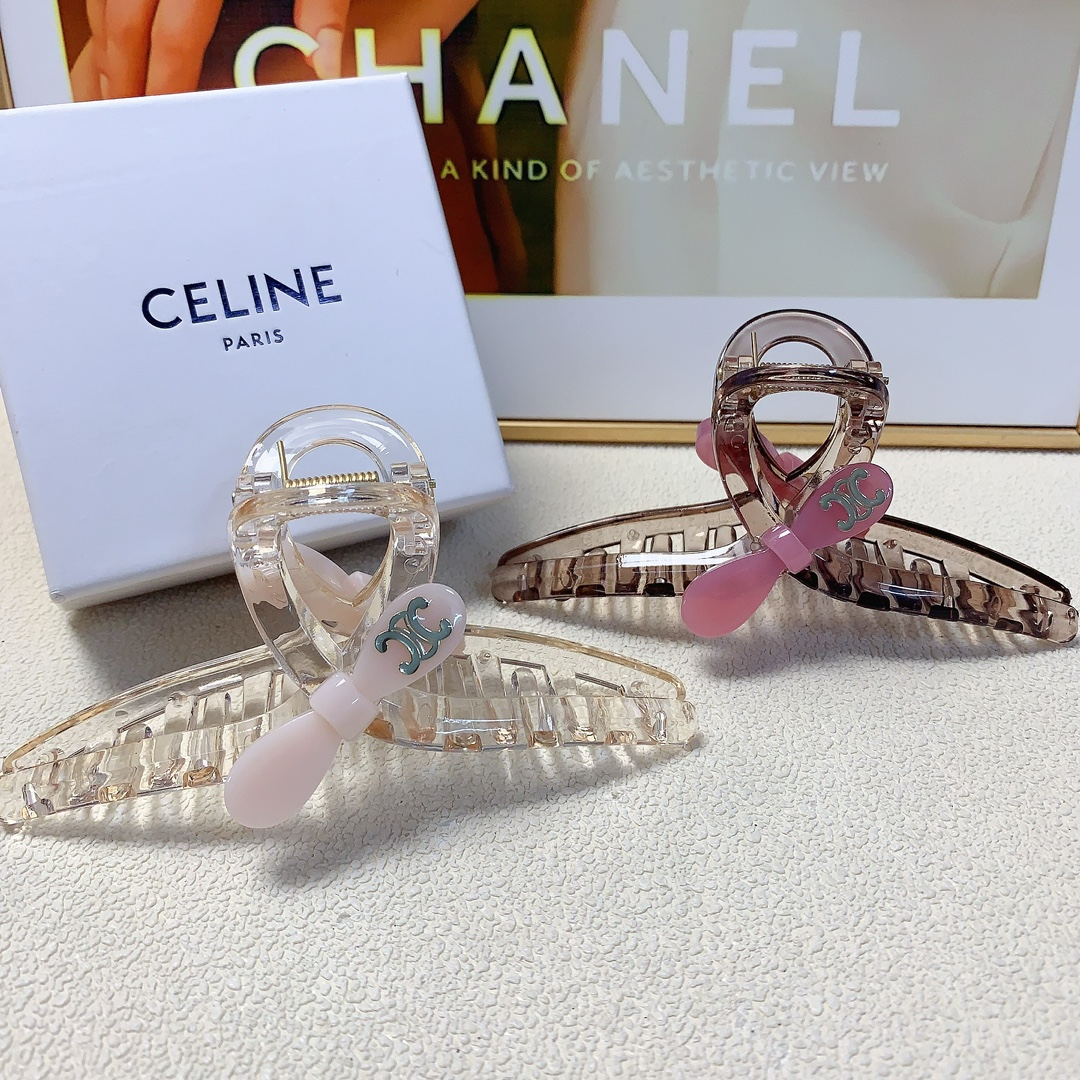 NO:281614,celine, Arc de Triomphe grab clip, new acetic acid logo clip, temperament, versatile, daily exquisite small items, must-have items for fairies, treasure style, recommended style for closed eyes (single with hairband box) hair accessories, hairpins, celine, celine, hairpins19860909celine赛琳 凯旋门抓夹 新款醋酸logo抓夹气质百搭日常精致小单品小仙女必入单品 宝藏款 闭眼入推荐款（单个配发箍盒）发饰,发夹,celine,celine,hairpins,accessory