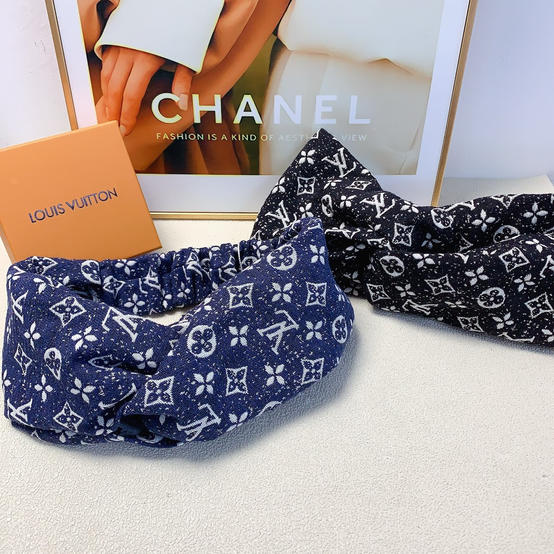 NO:281832,LV Louis Vuitton donkey hairband New embroidered logo hairband European and American fashion hairband tie hairband versatile and fashionable low-key luxury (single with headband box) hair accessories, hairpins, louis vuitton, louis vuitton, louis vuitton, louis vuitton, hairpins19860909LV路易威登 驴牌发带 新款刺绣logo发带欧美时尚发带束发带 百搭时髦 低调奢华（单个配发箍盒）发饰,发夹,louis vuitton,louis vuitton,louis vuitton,hairpins,accessory