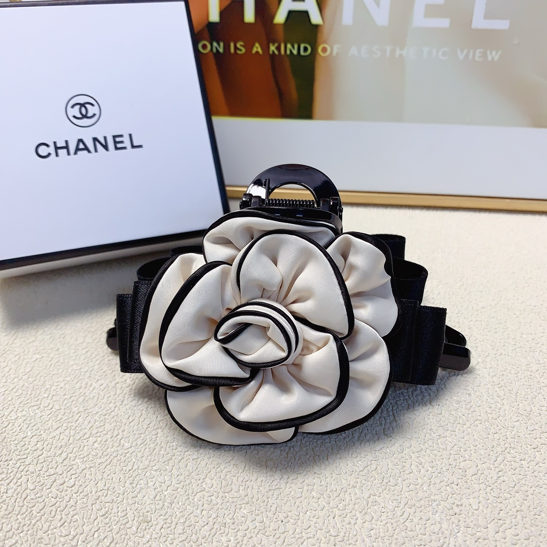 chanel小香chanel抓夹新款AB面山茶花logo抓夹气质百搭日常精致小单品小仙女必入单品宝藏款闭