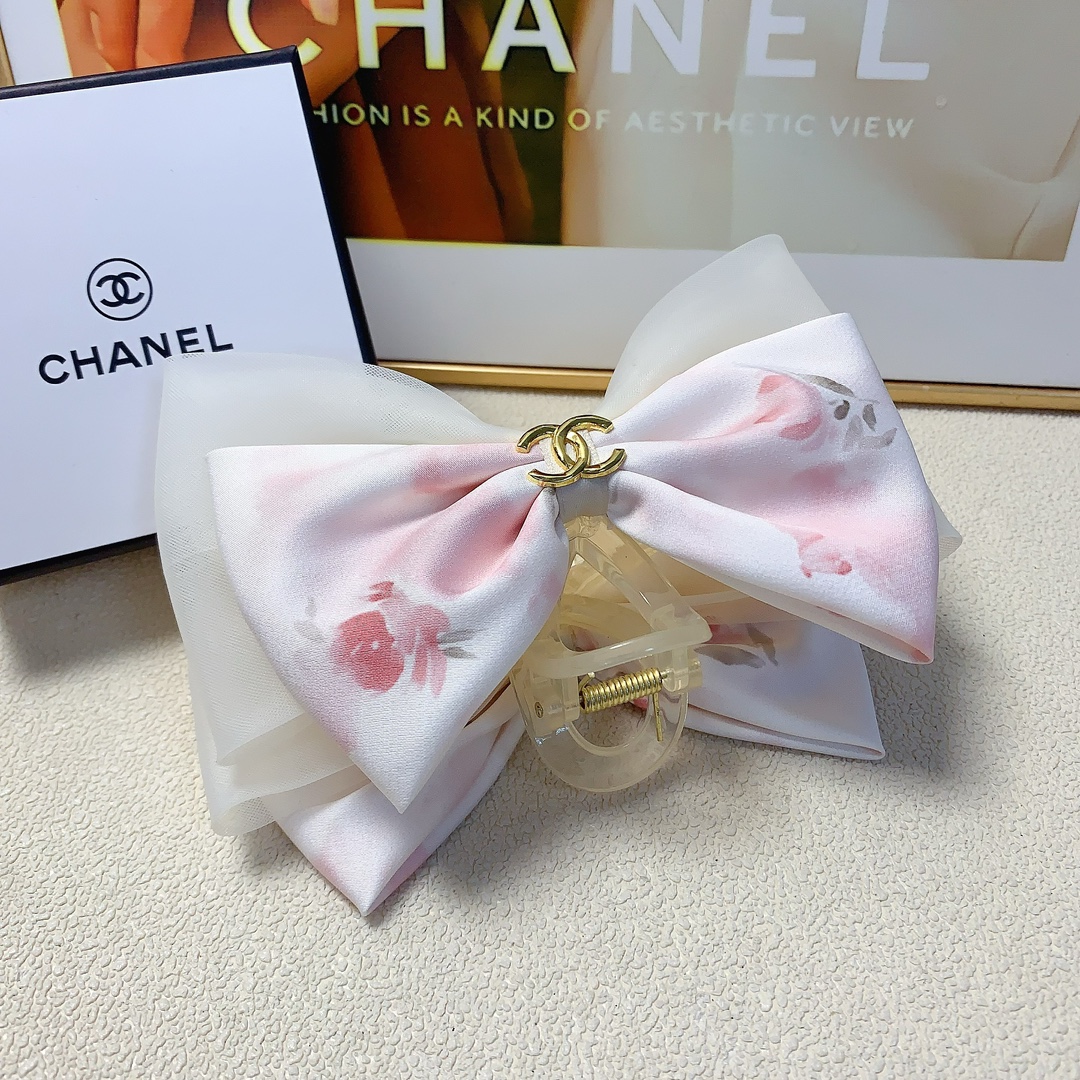 chanel小香chanel抓夹欧根纱蝴蝶结logo抓夹气质百搭日常精致小单品小仙女必入单品宝藏款闭眼入