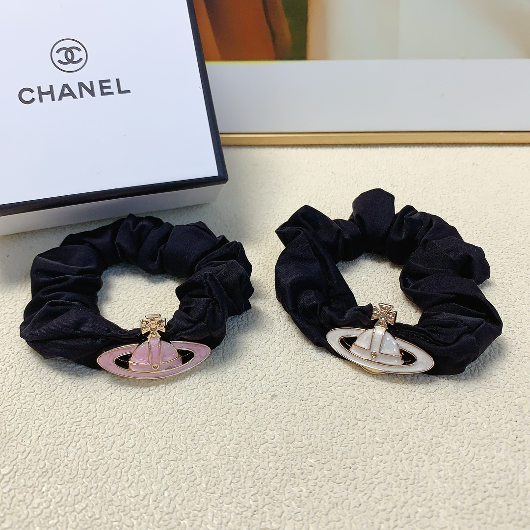 NO:282450,Vivienne Westwood Queen Mother Queen Mother Rubber Band UFO Saturn Hair Band Rubber Band Versatile Temperament Everyday exquisite items Little fairy must-have items Treasure style Close eyes Recommended style (single) hair accessories, hairpins, hairpins19860909Vivienne Westwood西太后 西太后皮筋 飞碟土星发圈皮筋 气质百搭 日常精致小单品 小仙女必入单品 宝藏款 闭眼入推荐款（单个）发饰,发夹,hairpins,accessory