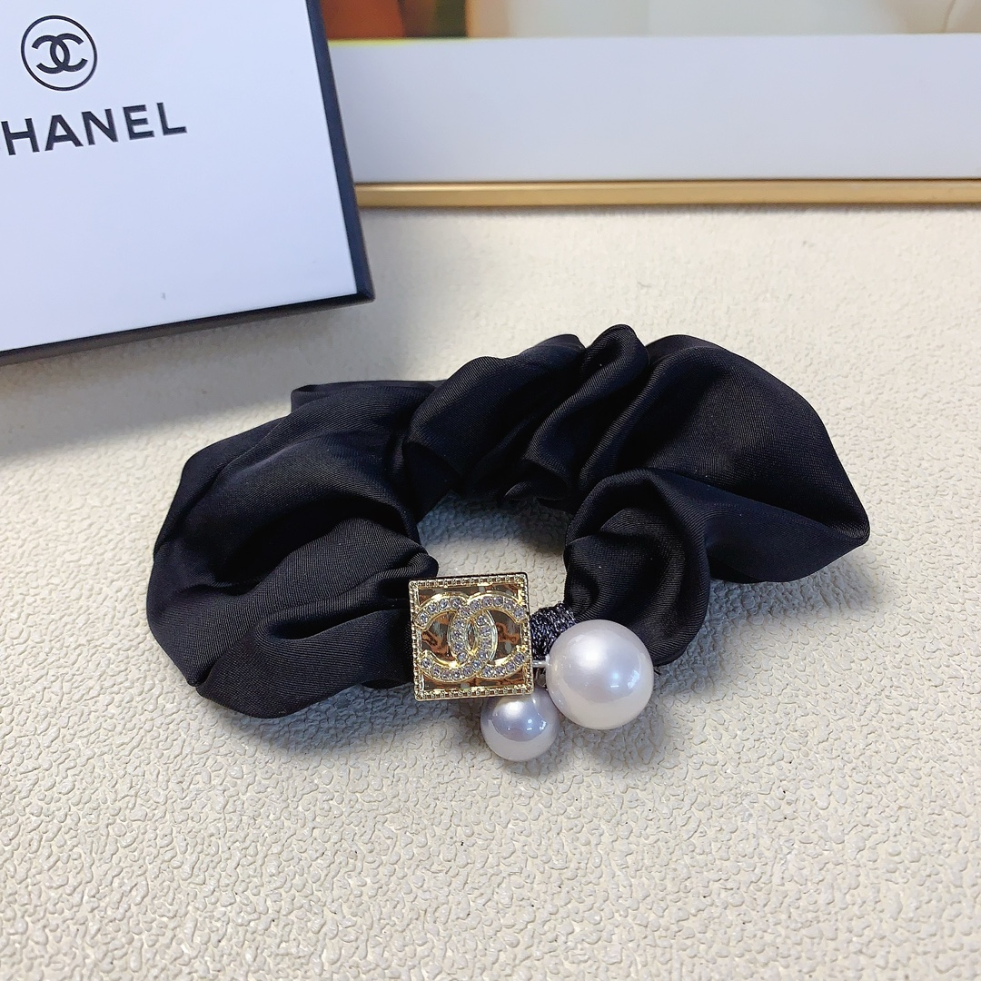 Chanel Accesorios capilares Coleteros