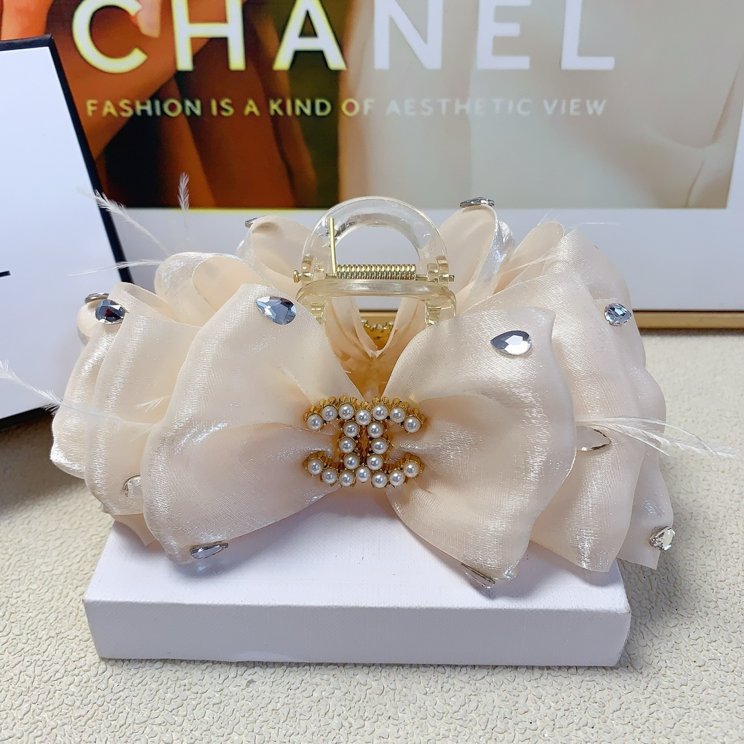 chanel小香chanel发夹欧根纱蝴蝶结珍珠logo抓夹气质百搭日常精致小单品小仙女必入单品宝藏款闭