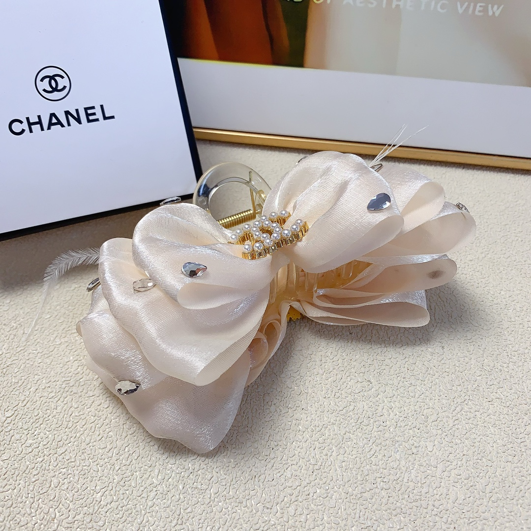 chanel小香chanel发夹欧根纱蝴蝶结珍珠logo抓夹气质百搭日常精致小单品小仙女必入单品宝藏款闭