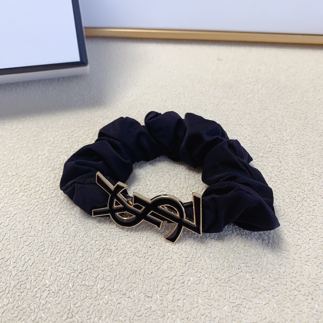 YSL St. Roland: New Logo Cortex with Chic Fairies in Singles. - 图片 3