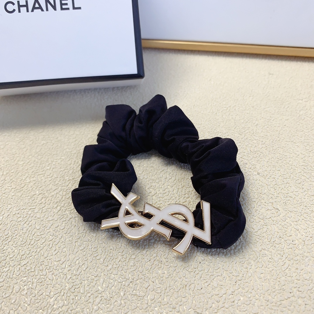 YSL St. Roland: New Logo Cortex with Chic Fairies in Singles. - 图片 5