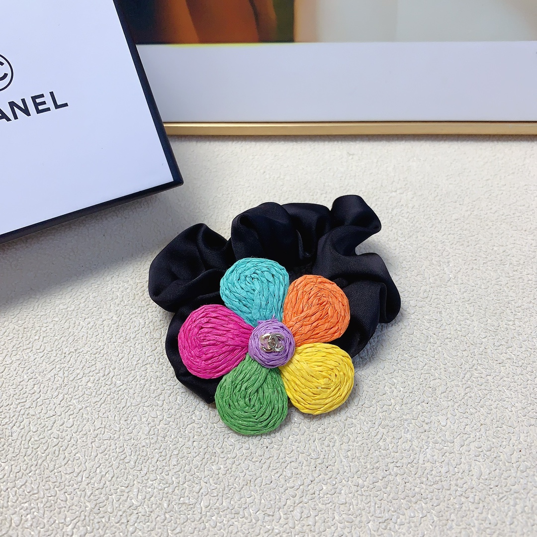 NO:282894,35 Chanel Xiaoxiang Chanel rubber band Colorful straw woven logo rubber band hair ring Daily exquisite items A must-have item for a fairy with temperament and versatility Treasure style Recommended style for closed eyes (single) hairpins, hairpins, chanel, espadrilles, hairpins1986090935 Chanel小香 Chanel皮筋 彩色草编logo皮筋发圈 日常精致小单品 气质百搭小仙女必入单品 宝藏款 闭眼入推荐款（单个）发夹,发夹,chanel,espadrilles,hairpins,accessory
