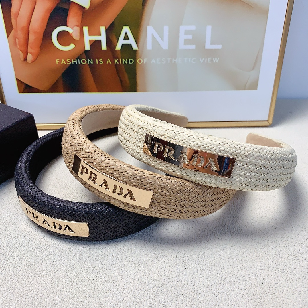 NO:283129,45 rada rada hairband woven raffiti titanium steel hollow logo simple hairband must-have artifact for summer temperament versatile little fairy must-in-one item Treasure model Close eyes recommended (single) hairpin, hairpin, prada, prada, hairpins1986090945 rada普拉达 rada发箍 编织拉菲草钛钢镂空logo简约发箍 夏日必备神器气质百搭小仙女必入单品 宝藏款 闭眼入推荐款（单个）发夹,发夹,prada,prada,hairpins,accessory