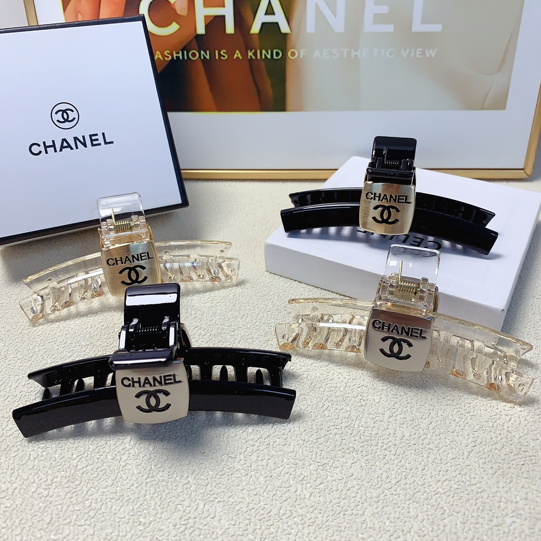 NO:283150,35 Chanel Xiaoxiang Chanel Hairpins New style grab clips All-matched temperament Everyday exquisite items Little fairy must-have items Treasure style Closed eyes Recommended (single) hairpins, hairpins, chanel, hairpins1986090935 chanel小香 chanel发夹 新款抓夹 气质百搭 日常精致小单品 小仙女必入单品 宝藏款 闭眼入推荐款（单个）发夹,发夹,chanel,hairpins,accessory