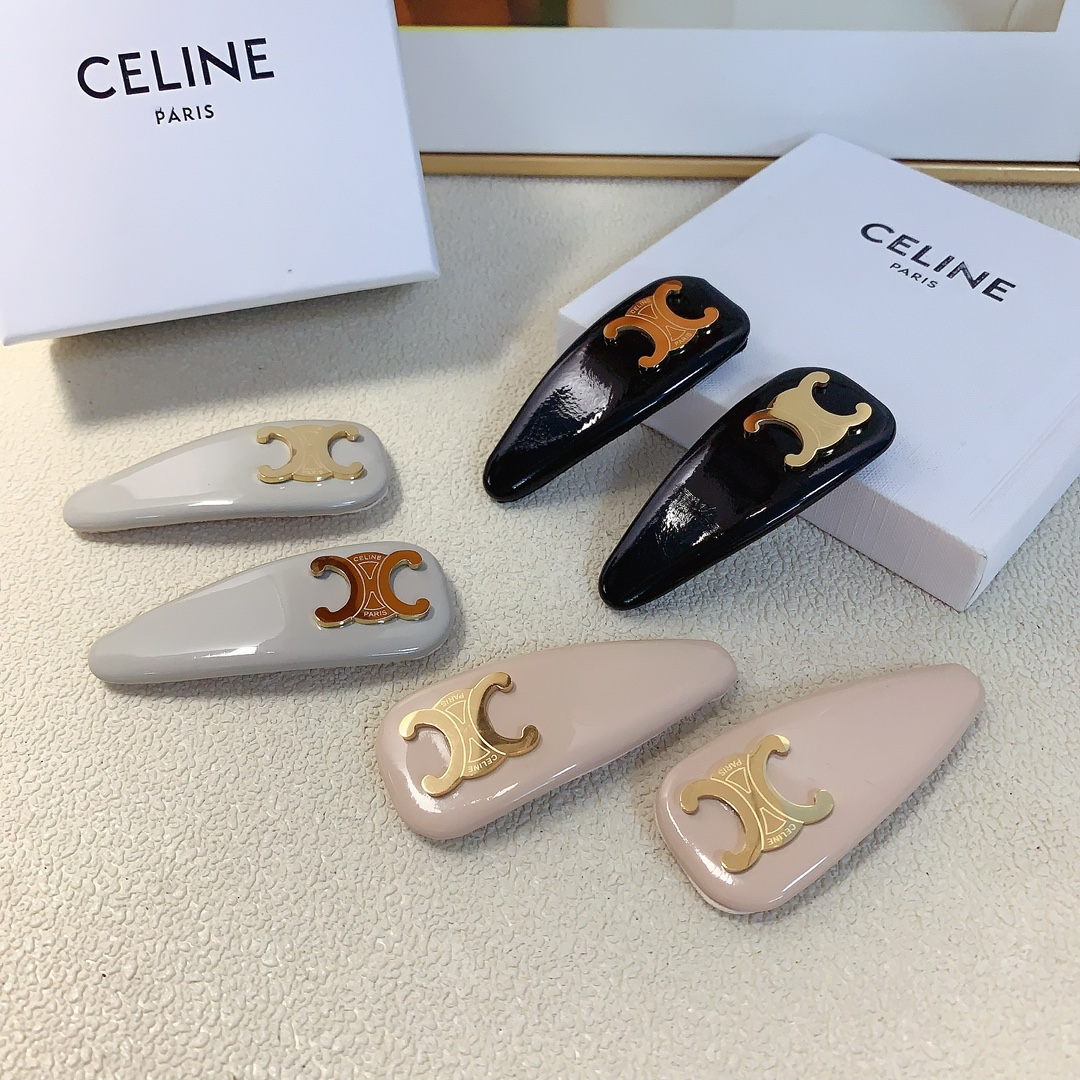 NO:283337,50 celine celine hairpin new titanium steel logo edge clip BB clip Temperament versatile little fairy must-in item Treasure model Close eyes recommended (one pair) hairpin, hairpin, celine, celine, hairpins1986090950 celine赛琳 celine发夹 新款钛钢logo边夹BB夹 气质百搭小仙女必入单品 宝藏款 闭眼入推荐款（一对）发夹,发夹,celine,celine,hairpins,accessory