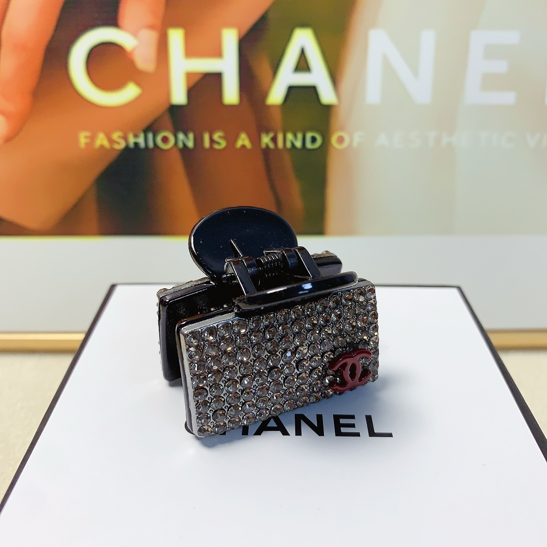 chanel小香chanel发夹满钻logo抓夹气质百搭日常精致小单品小仙女必入单品宝藏款闭眼入推荐款单