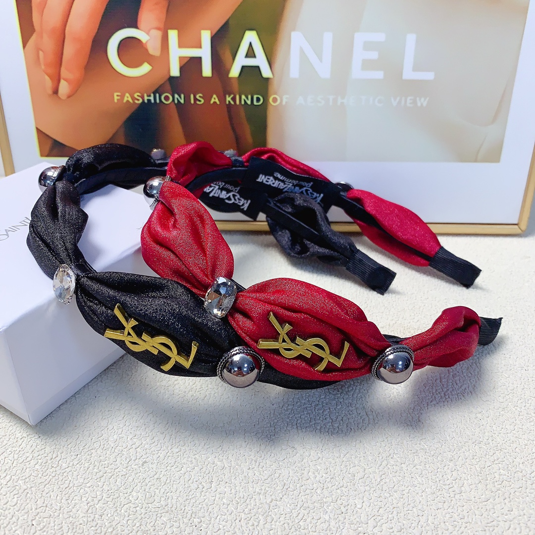 NO:284778,45 YSL Saint Laurent Poplar Hairband New retro logo light luxury style hairband temperament versatile little fairy must-enter single product full of celebrity style ~ treasure style closed eyes recommended (single) hairpins, hairpins, saint laurent, saint laurent, hairpins1986090945 YSL圣罗兰 杨树林发箍 新款复古logo轻奢风发箍气质百搭小仙女必入单品名媛风十足～宝藏款 闭眼入推荐款（单个）发夹,发夹,saint laurent,saint laurent,hairpins,accessory