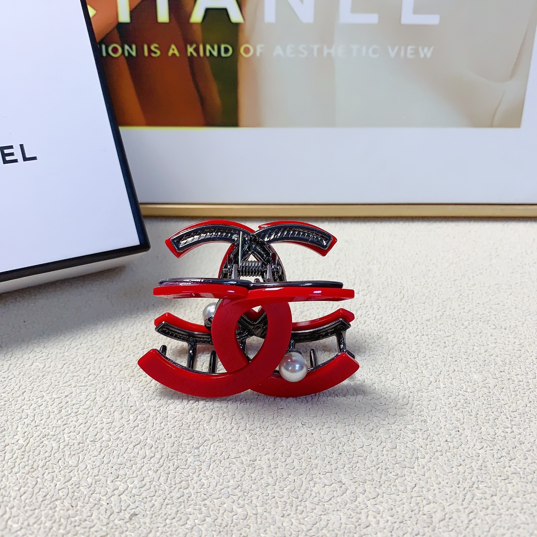 NO:285066,40 Chanel Xiaoxiang Chanel Hairpins Double C Bead Clips, Temperament and versatile, Daily exquisite items, Little Fairy must-have items, Treasure style, Eye-closed recommended style (single) hairpins, hairpins, chanel, hairpins1986090940 chanel小香 chanel发夹 双C珠子抓夹 气质百搭 日常精致小单品 小仙女必入单品 宝藏款 闭眼入推荐款（单个）发夹,发夹,chanel,hairpins,accessory