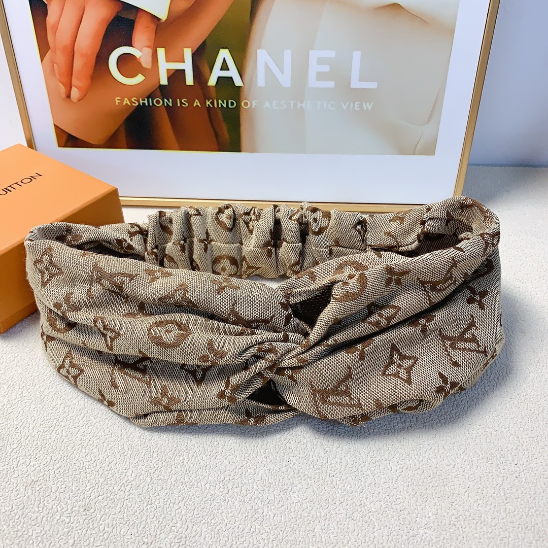 NO:285166,50 LV Louis Vuitton Donkey Hairband New embroidered logo hairband European and American fashion hairband tie hairband versatile and fashionable low-key luxury (single with headband box) hairpins, hairpins, louis vuitton, louis vuitton, louis vuitton, louis vuitton, hairpins1986090950 LV路易威登 驴牌发带 新款刺绣logo发带欧美时尚发带束发带 百搭时髦 低调奢华（单个配发箍盒）发夹,发夹,louis vuitton,louis vuitton,louis vuitton,hairpins,accessory