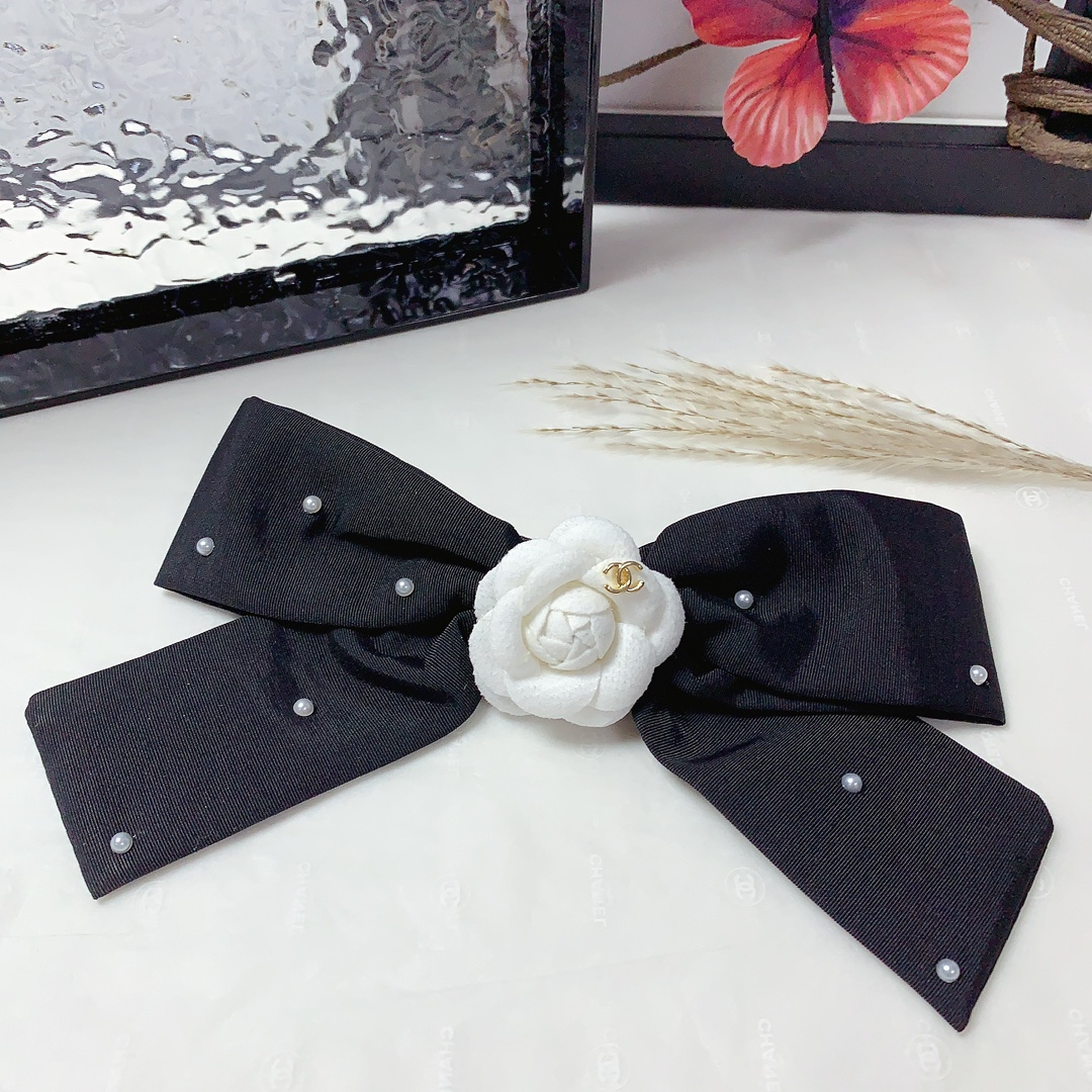 NO:300805,55 Chanel Xiaoxiang Chanel Hairpins New Camellia Bow Hairpins Spring Clip Style Three-dimensional Temperament Fashionable and versatile Little Fairy Must-in-One Products Closed Eye Recommended (Single) Hairpins, Hairpins1986090955 chanel小香 chanel发夹 新款山茶花 蝴蝶结发夹弹簧夹版型立体气质时尚百搭小仙女必入单品 闭眼入推荐款（单个）发夹,发夹,chanel,hairpins,accessory