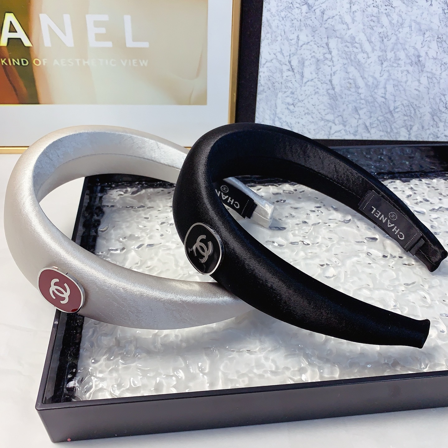 Chanel pequeño, diadema Chanel, diadema de estilo lujoso con logo de goteo, elegante y versátil, imprescindible para ha…