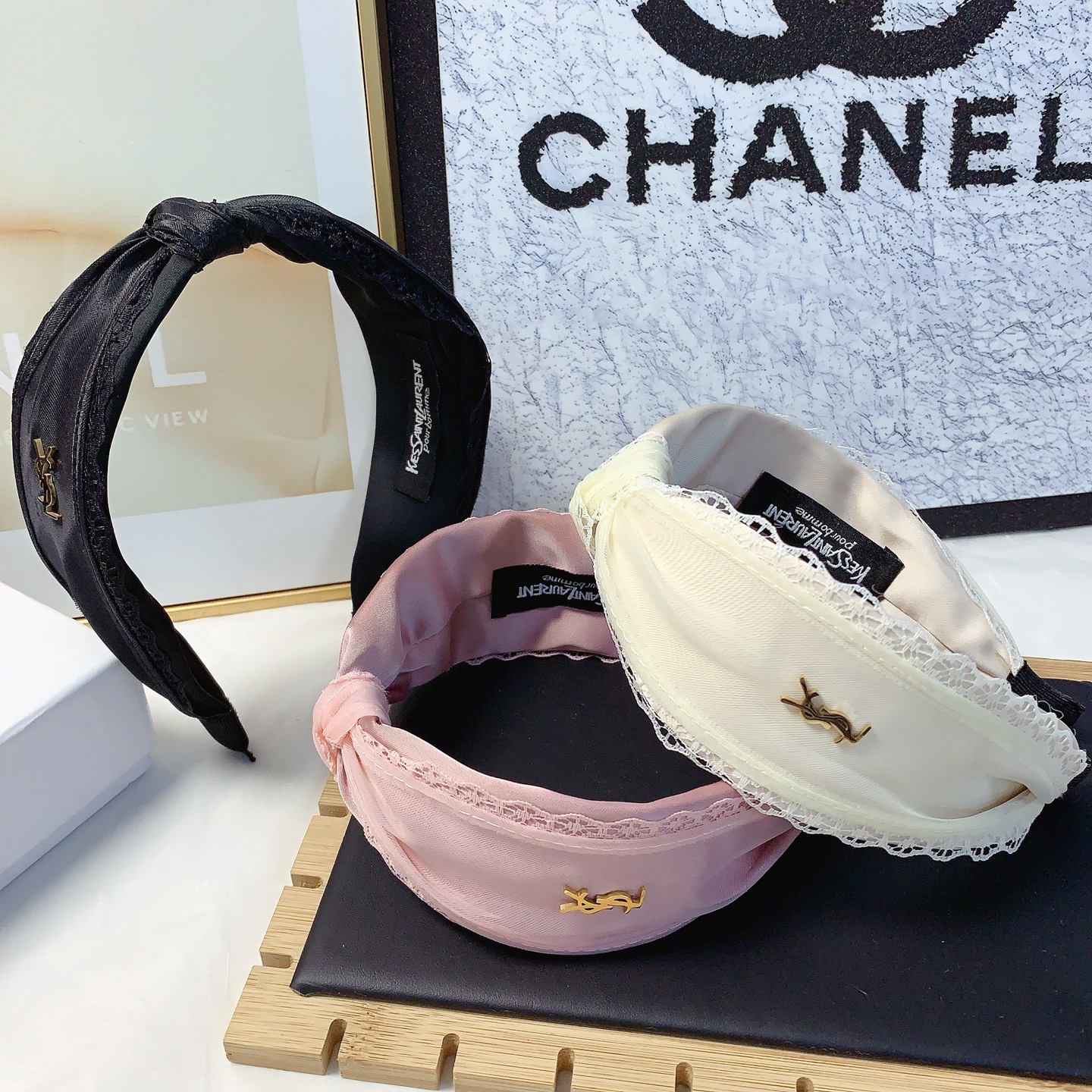 YSL Saint Laurent, diadema YSL, diadema de estilo lujoso con logo de borde de encaje, artículo imprescindible para hada…