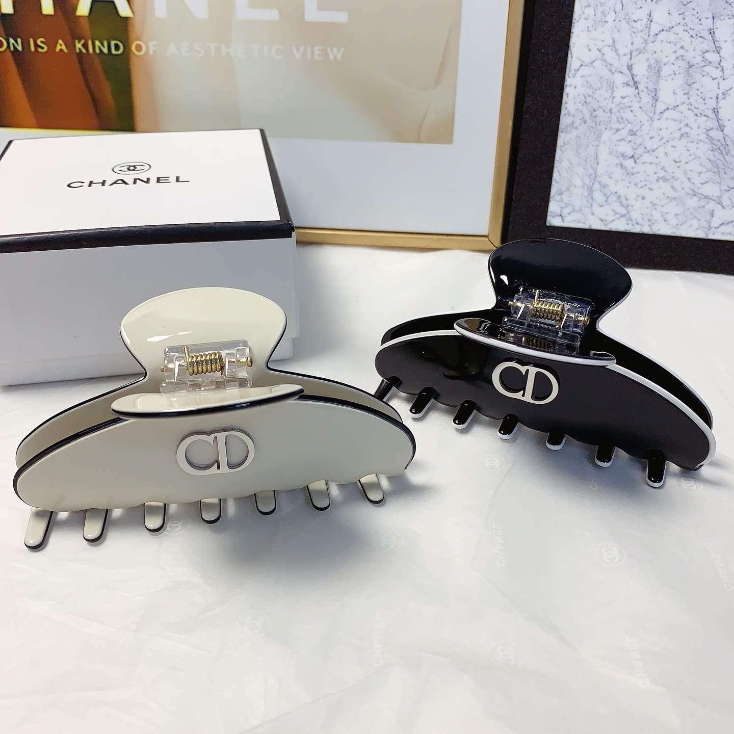 Dior Dior horquilla para el cabello, horquilla de agarre con logo de acero de titanio y acetato, elegante y versátil, p…