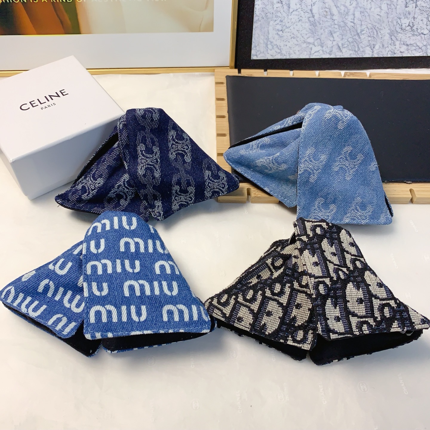 Celine Miu Miu Dior pinza, pinza de logo bordado triangular, elegante y versátil, pequeño accesorio diario exquisito, i…