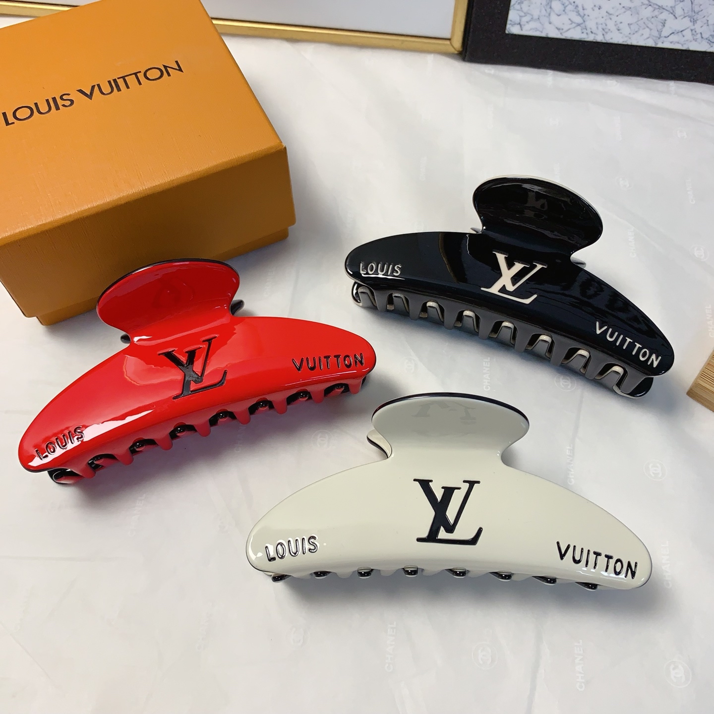 LV Louis Vuitton, pinza para el pelo de la marca del burro, pinza de acetato, elegante y versátil, accesorio diario exq…