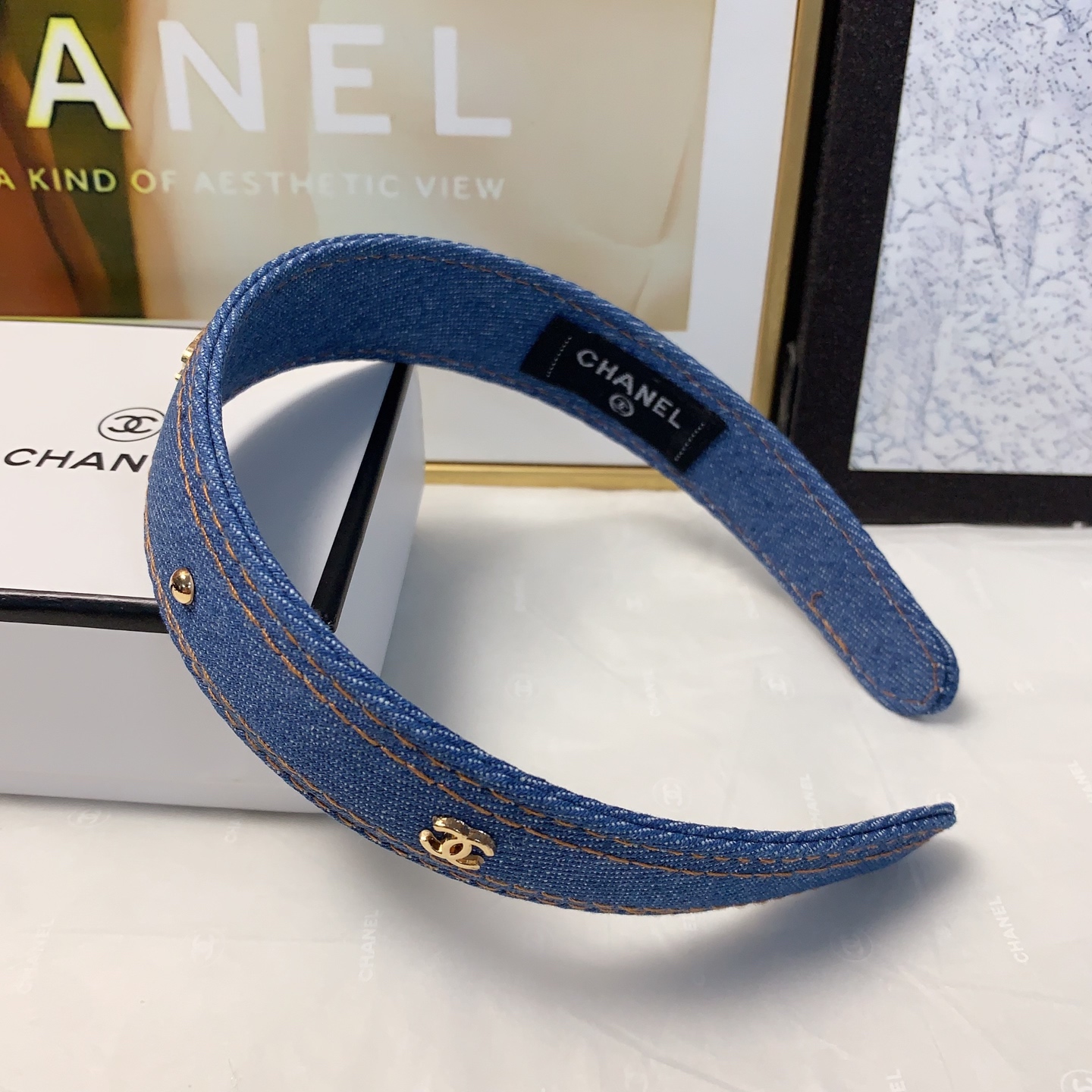  chanel小香
chanel发箍
牛仔🔥轻奢风发箍气质百搭小仙女必入单品名媛风十足～宝藏款 闭眼入🥰
