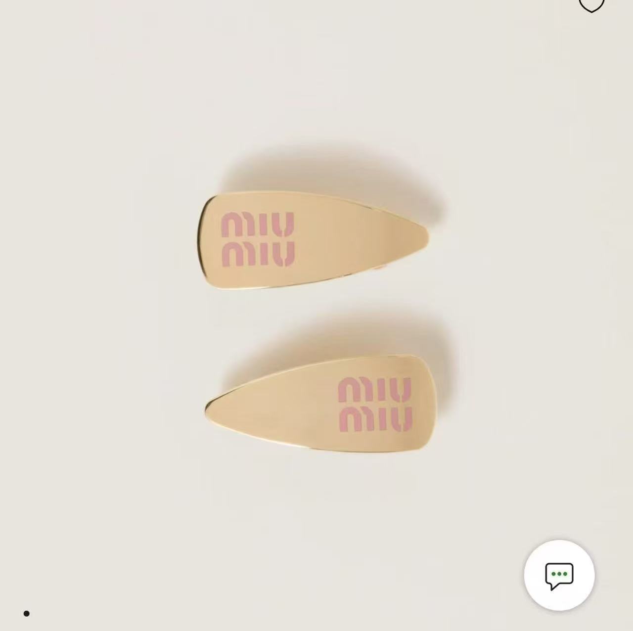  miumiu缪缪
miumiu发夹
光面滴油字母发夹压夹弹簧夹气质百搭小仙女必入单品 宝藏款 闭眼入🥰