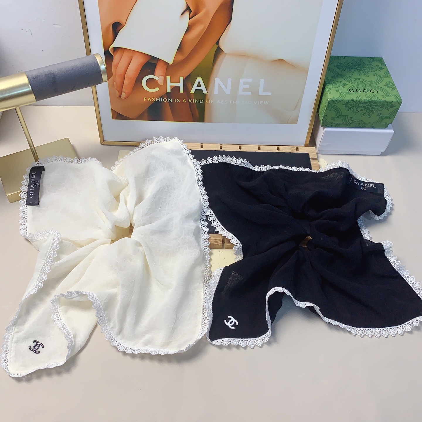  chanel小香
chanel皮筋
雪纺勾花边皮筋发圈气质百搭小仙女必入单品 宝藏款 闭眼入🥰推荐款（
