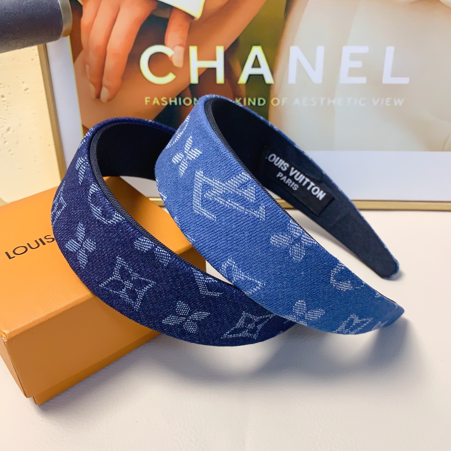 LV Louis Vuitton, diadema de marca de burro, diadema de estilo lujoso con monograma vaquero, artículo imprescindible pa…