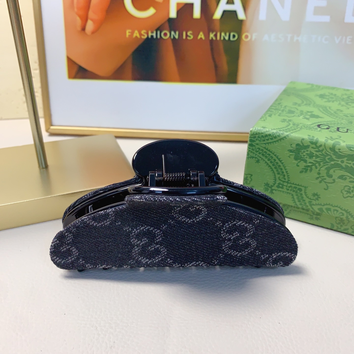 Gucci古驰 牛仔刺绣抓夹 気質百搭