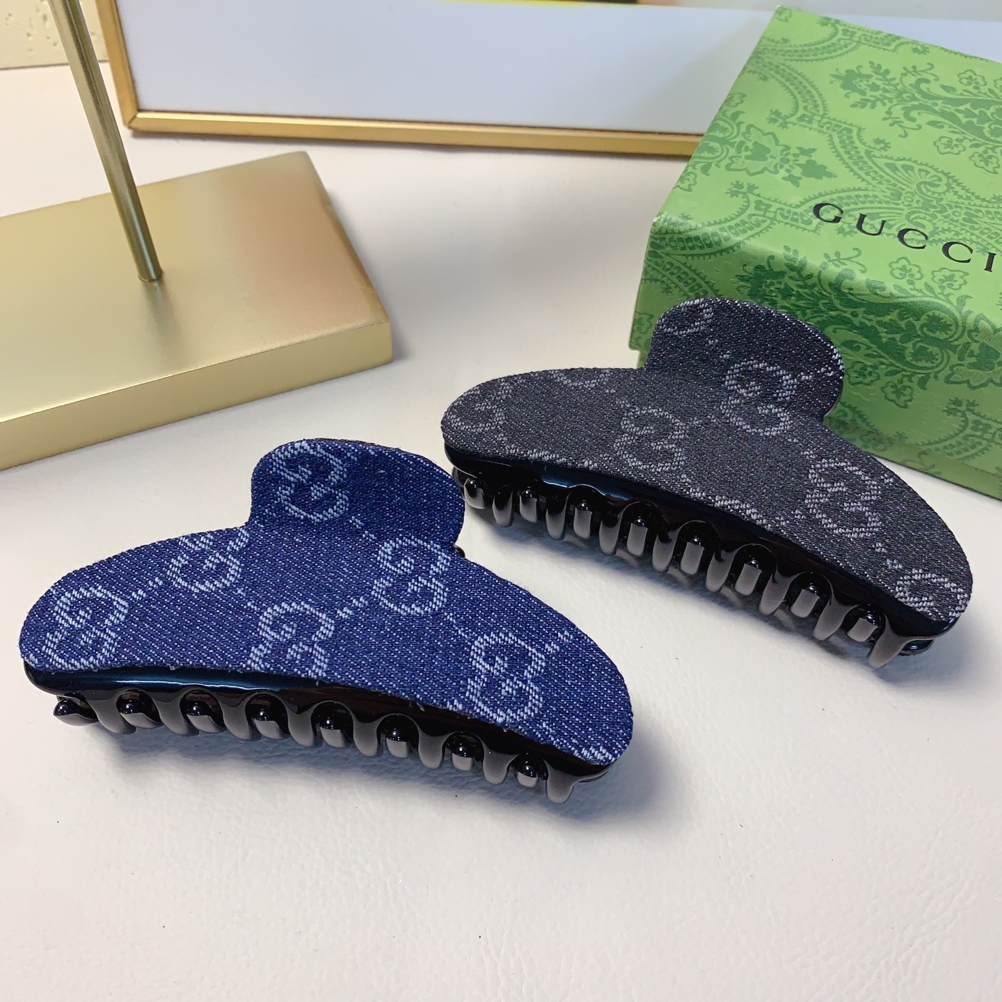 Gucci古驰 牛仔刺绣抓夹 気質百搭