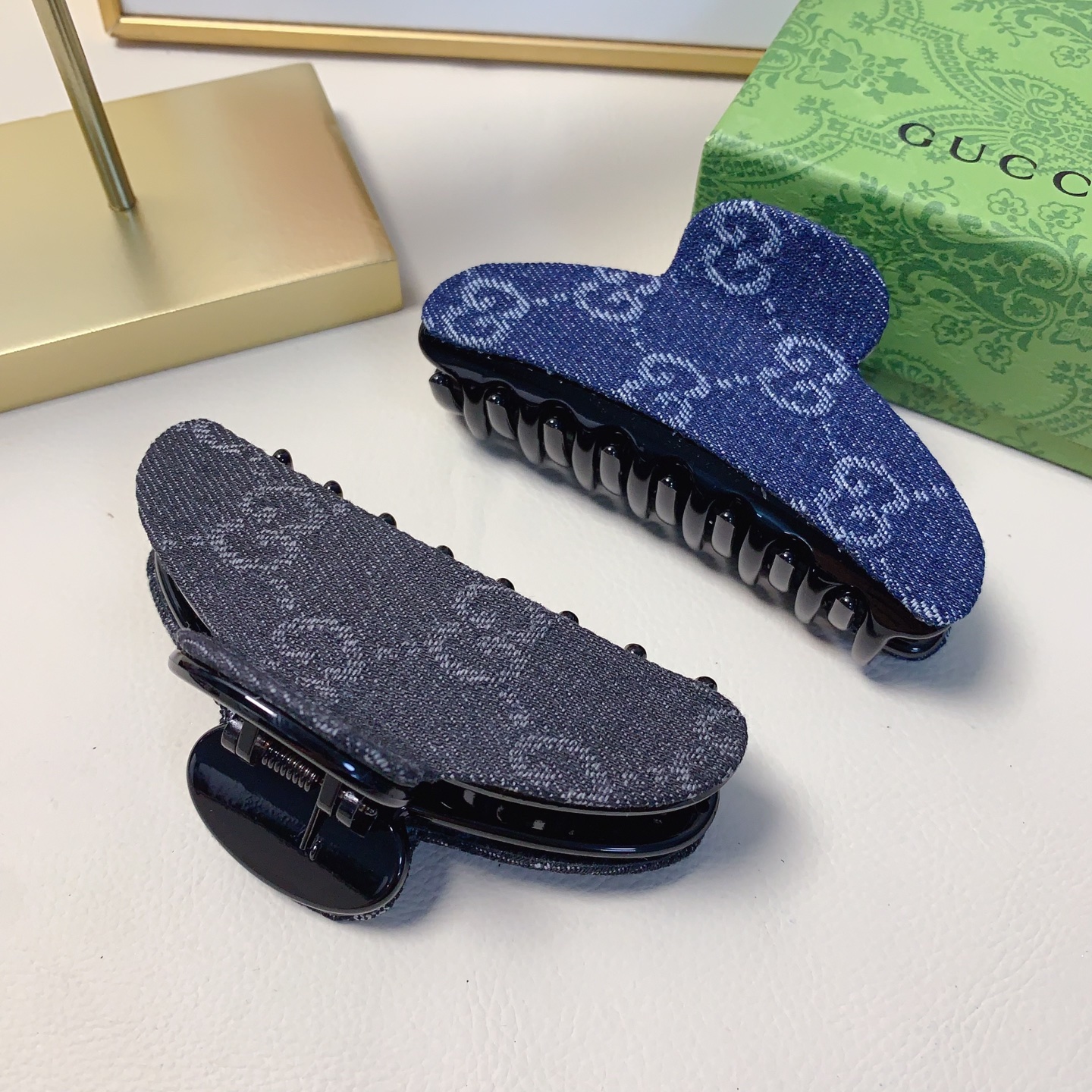 Gucci古驰 牛仔刺绣抓夹 気質百搭