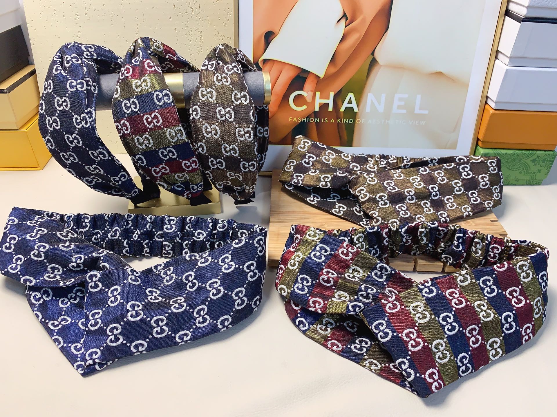 Gucci古驰 新款ロゴ軽奢風発箍 気質百搭アイテム