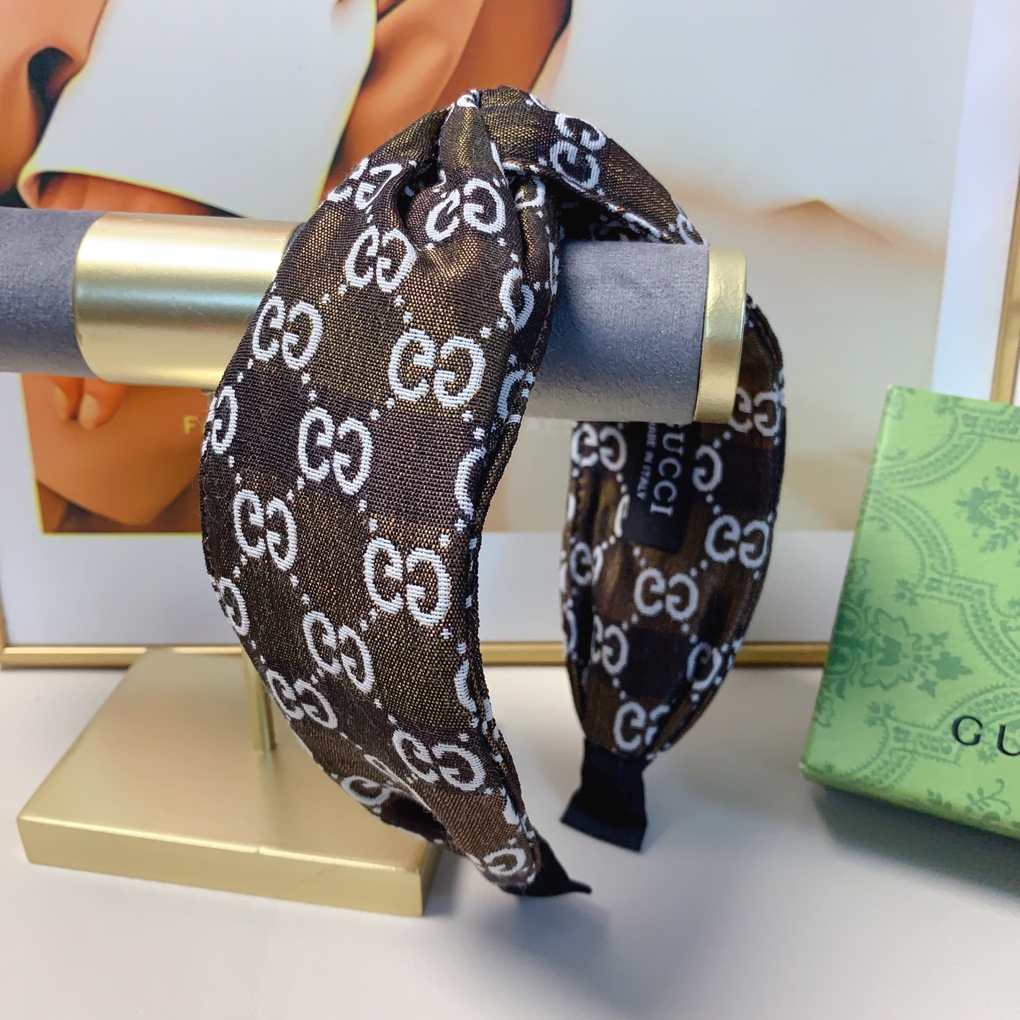 Gucci古驰 新款ロゴ軽奢風発箍 気質百搭アイテム