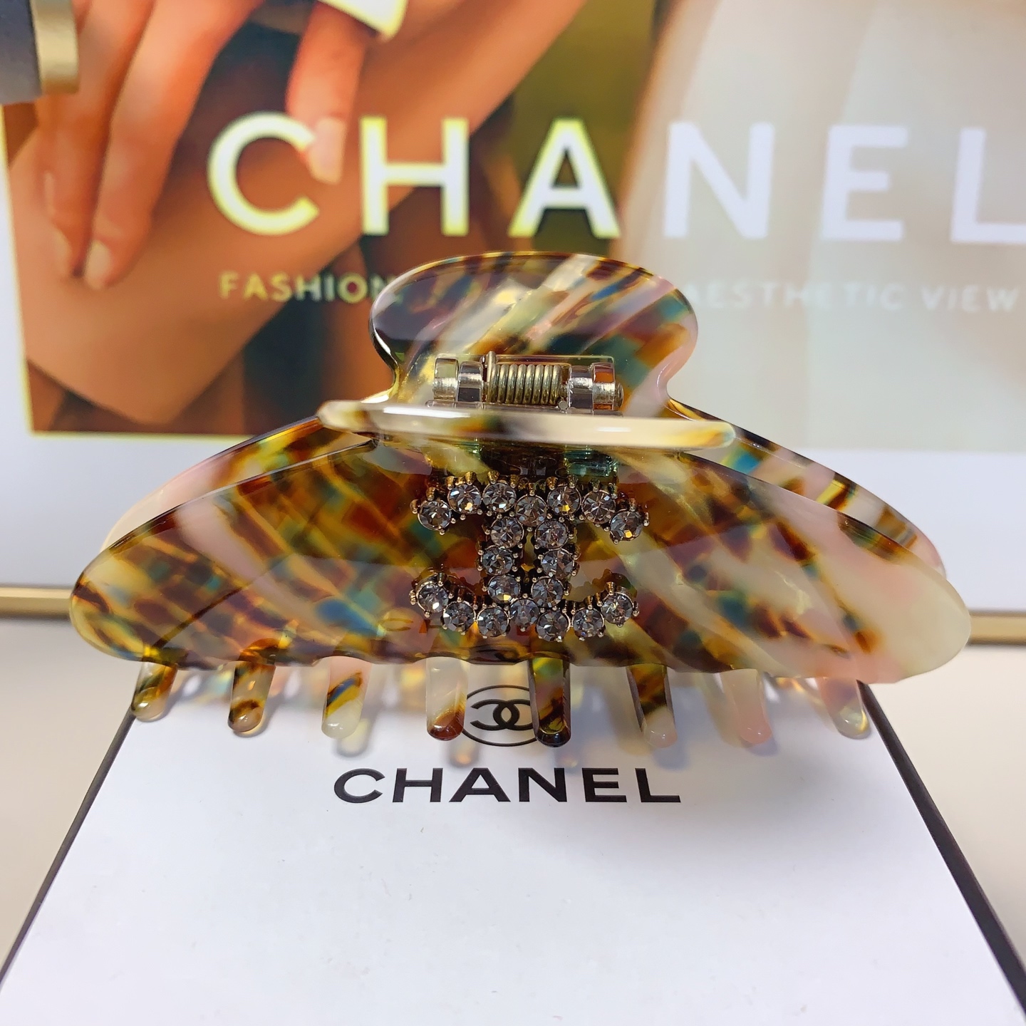 Chanel pequeño Chanel pinza para el cabello, pinza de acetato con logo, elegante y versátil, accesorio diario exquisito…