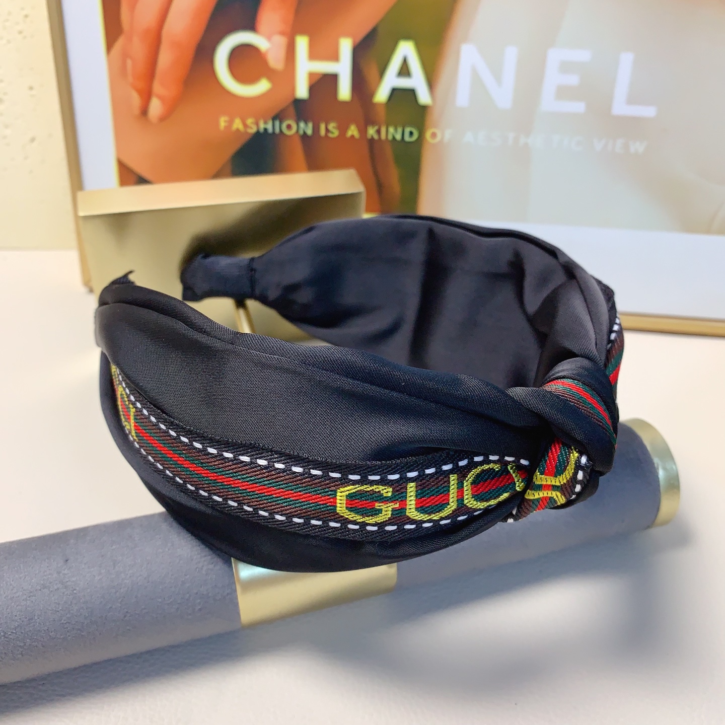 Gucci古驰発箍 - 织带刺绣ロゴの軽奢風デザイン