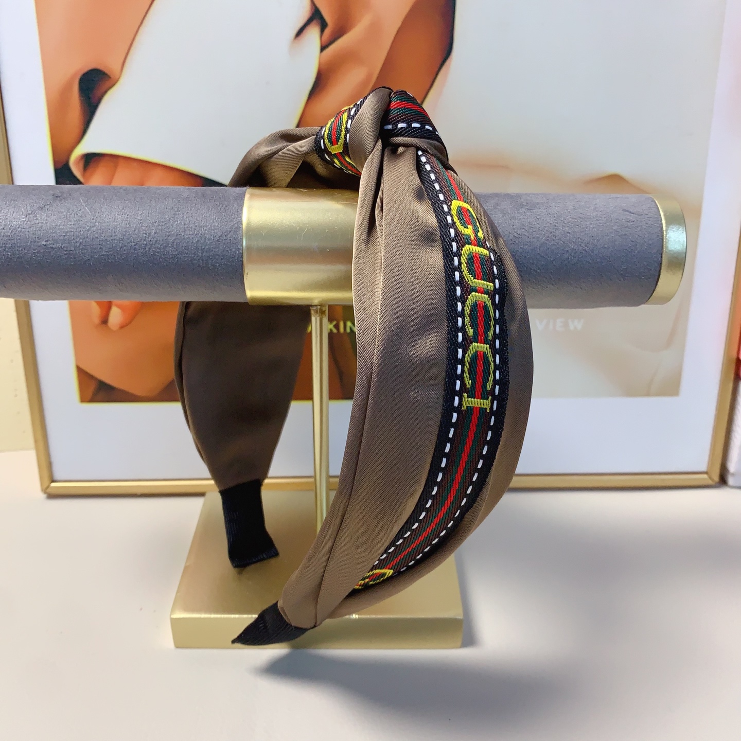 Gucci古驰発箍 - 织带刺绣ロゴの軽奢風デザイン