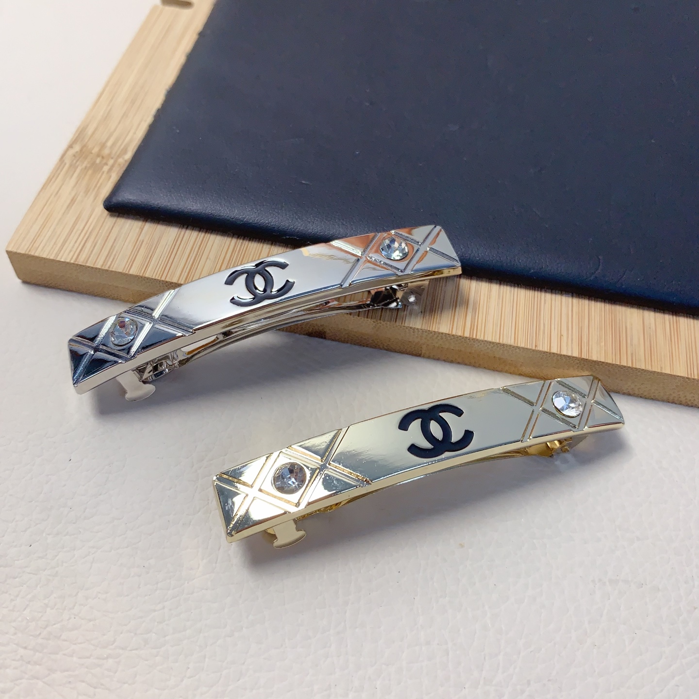 Horquilla chanel pequeña, horquilla chanel, nueva horquilla de acero de titanio con patrón de rombos, con muelle, elega…