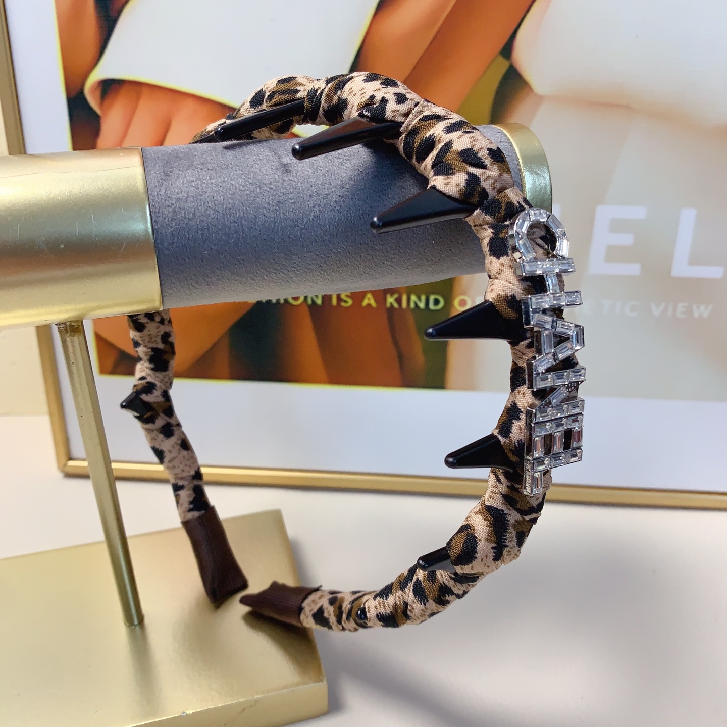 chanel小香chanel发箍豹纹捷克钻logo轻奢风发箍气质百搭小仙女必入单品名媛风十足～宝藏款 闭