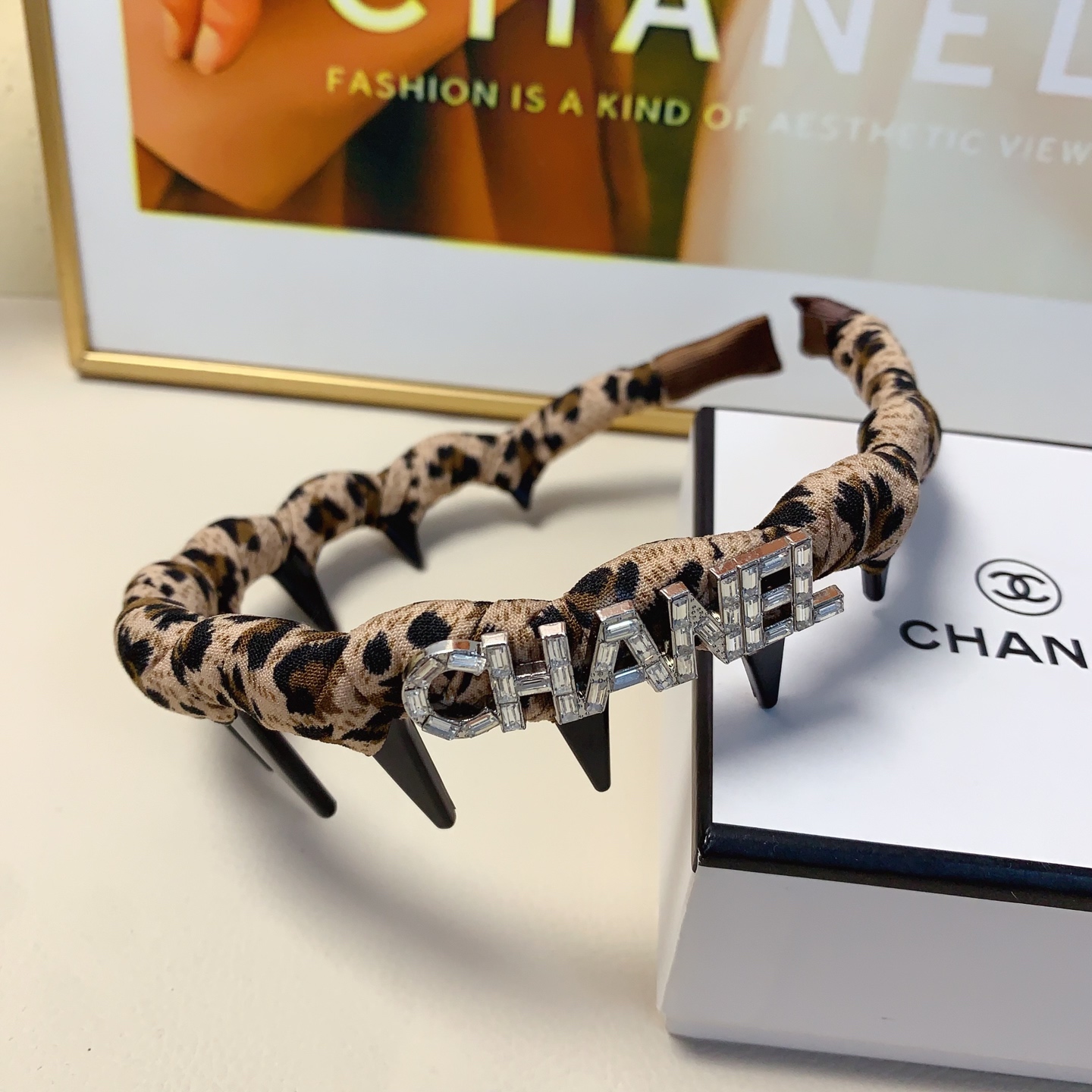 chanel小香chanel发箍豹纹捷克钻logo轻奢风发箍气质百搭小仙女必入单品名媛风十足～宝藏款 闭