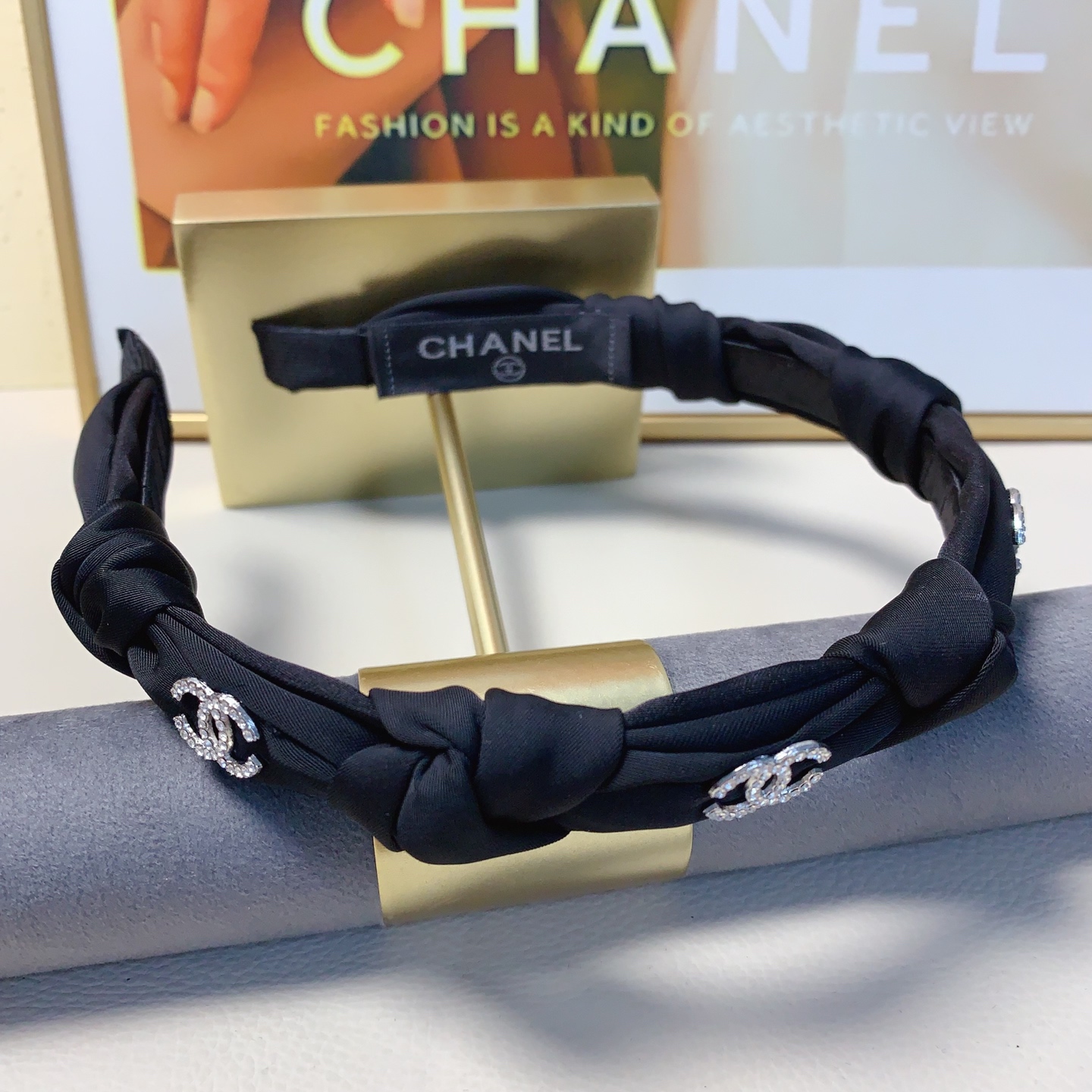 chanel小香chanel发箍窄版logo轻奢风发箍气质百搭小仙女必入单品名媛风十足～宝藏款 闭眼入🥰