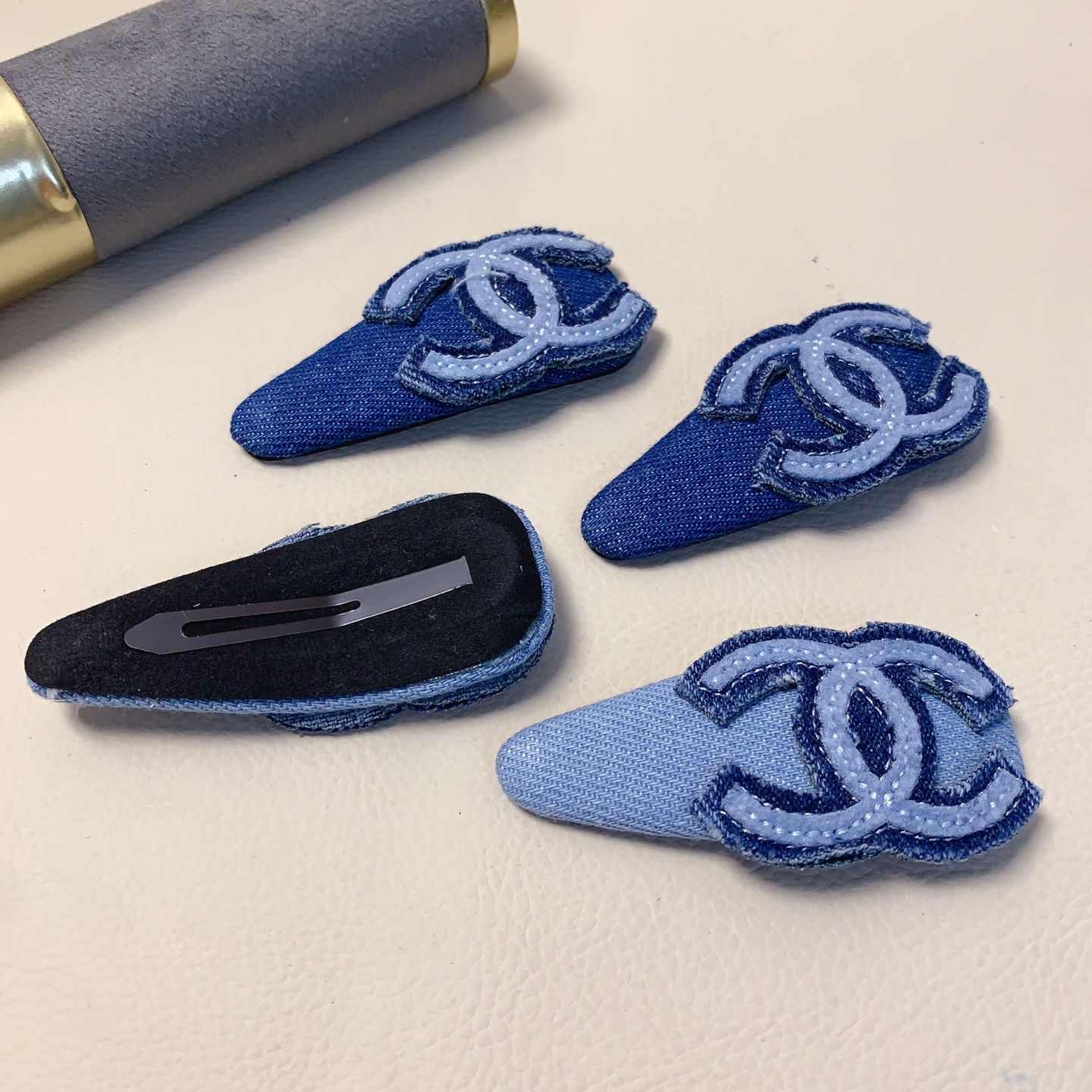 chanel小香chanel发夹牛仔双C压夹bb夹边夹日常精致小单品 气质百搭小仙女必入单品 宝藏款 闭